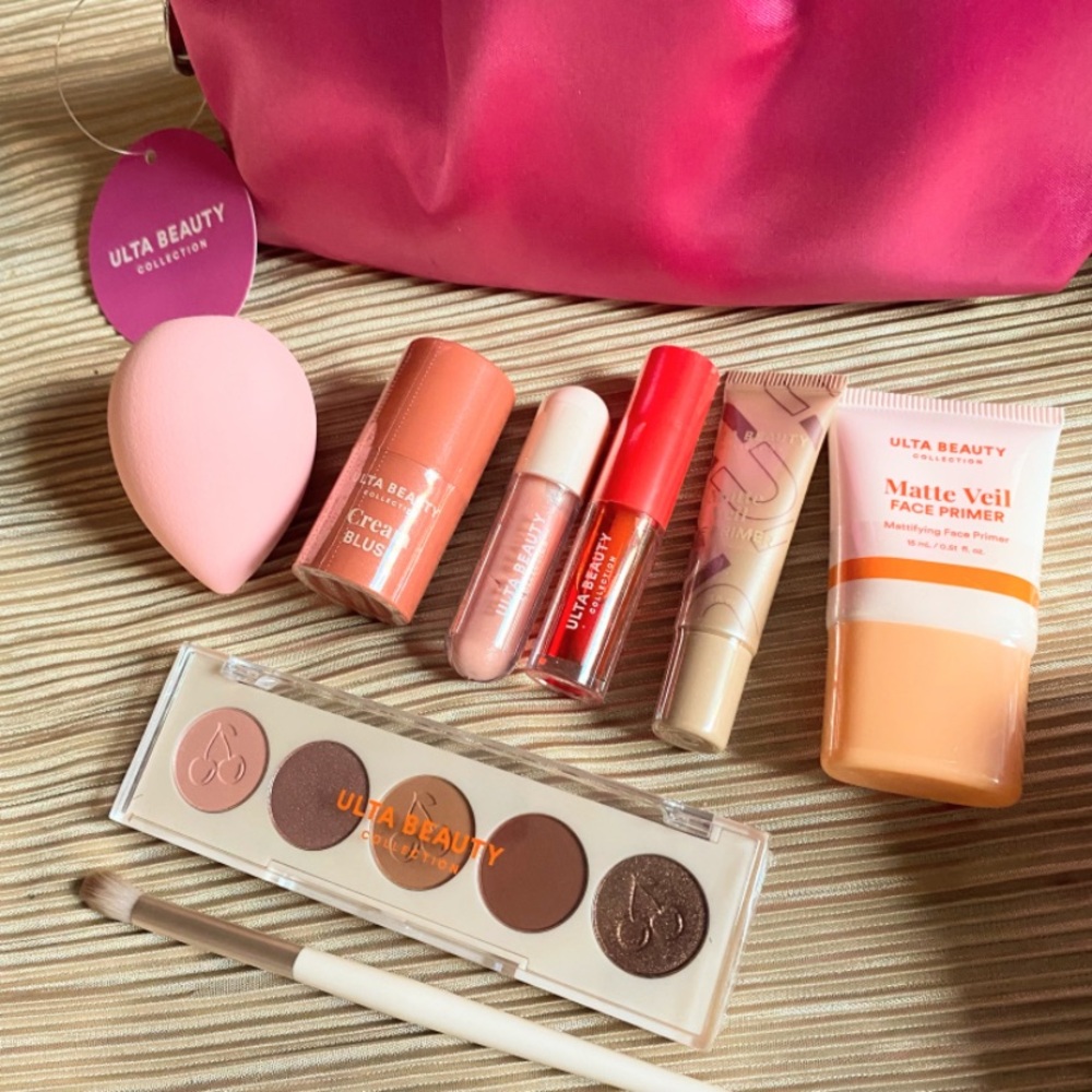 Ulta BEAUTY Collection Makeup Set & Pink Bag Blush Primer brush eyeshadow palett